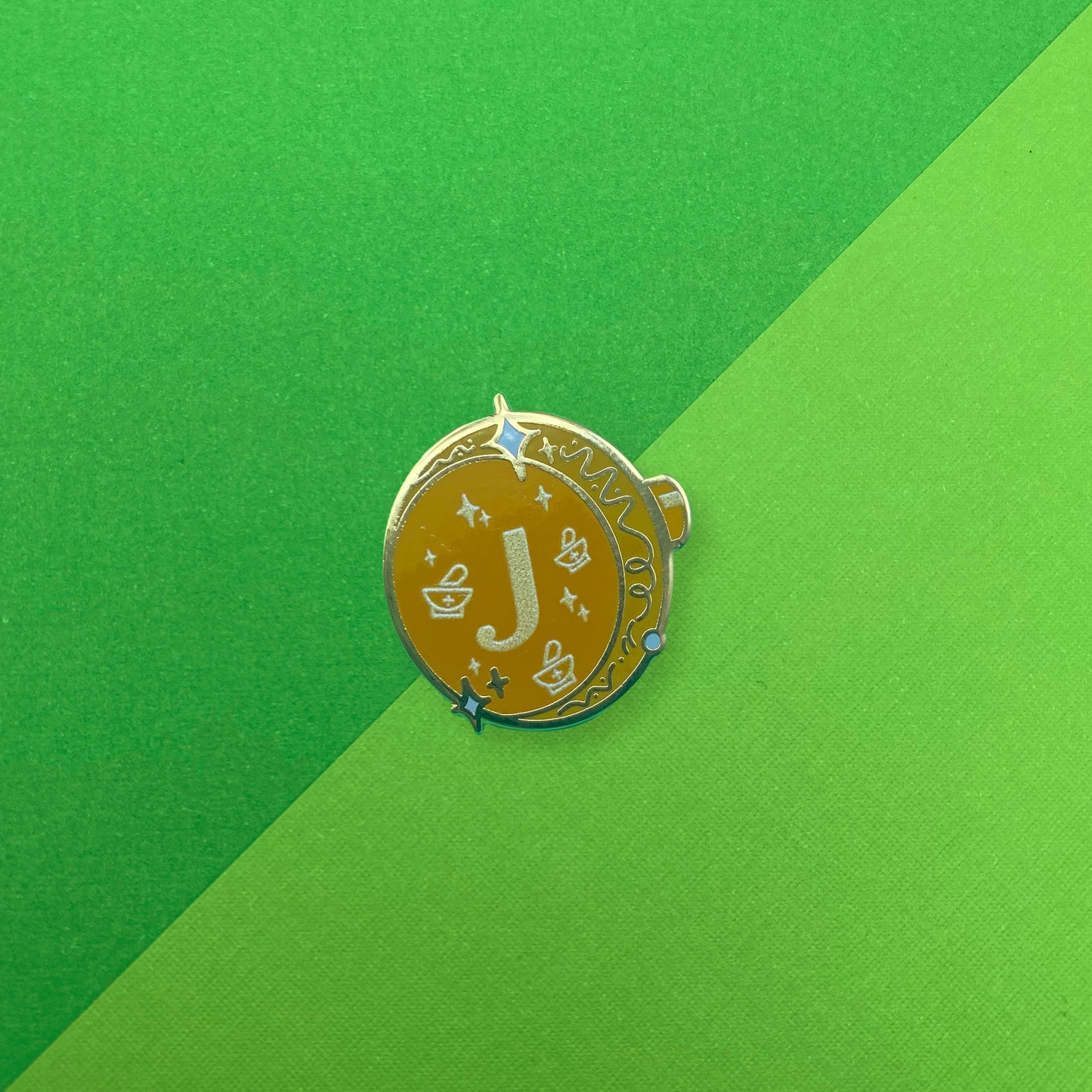 Madrigal Door Knob Encanto Hard Enamel Pin